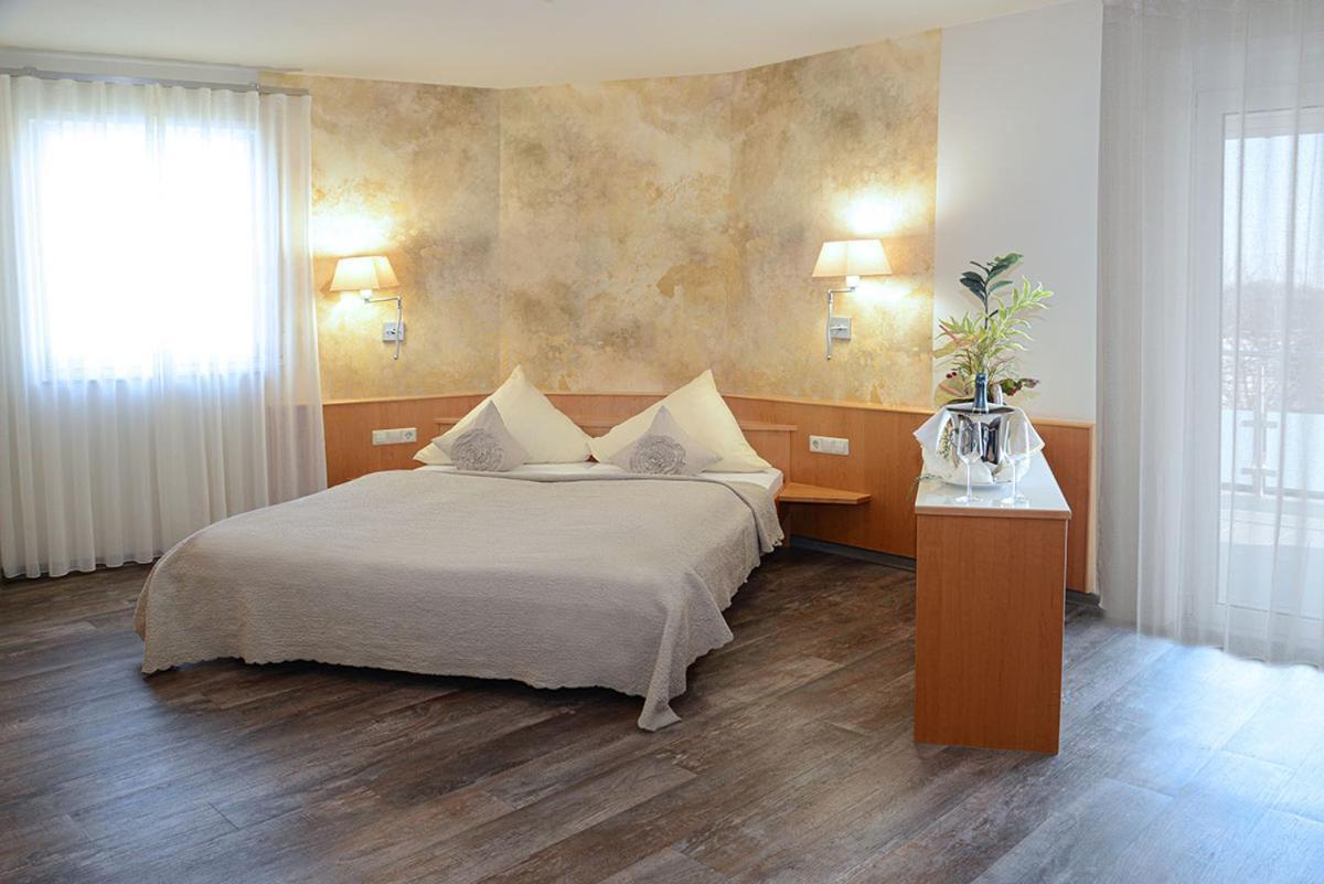 Landhotel Hauer Pleisweiler-Oberhofen Ngoại thất bức ảnh